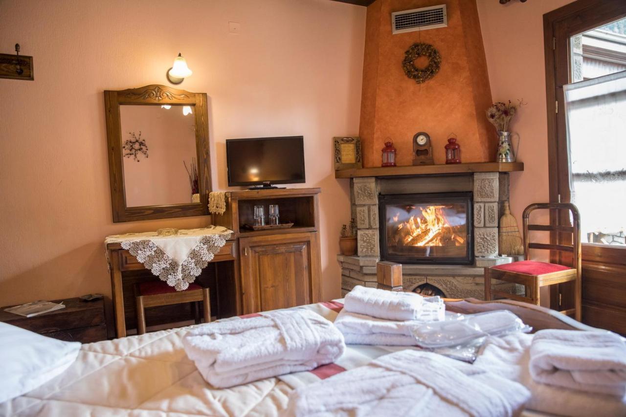 Hotel Archontiko Tsiboni à Eláti Extérieur photo
